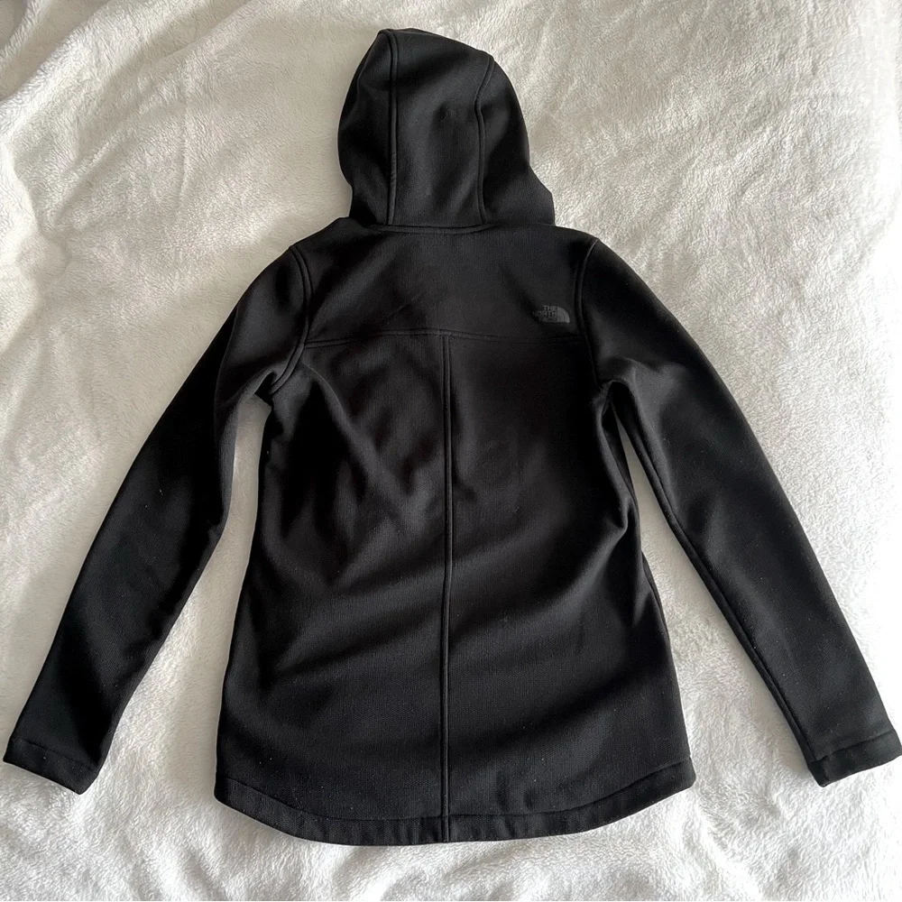 The North Face Pullover 🖤 - Picture 9 of 12